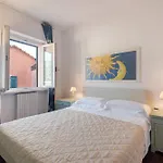 Apartament Gabbiano *