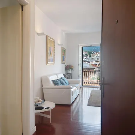 Gabbiano アパート *